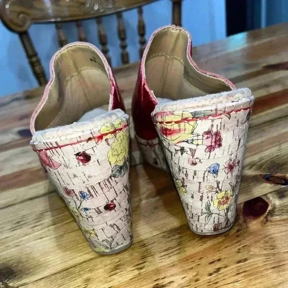 B.O.C RED LEATHER WITH FLOWER CORK WEDGE SLIP ON SANDALS Y2K
